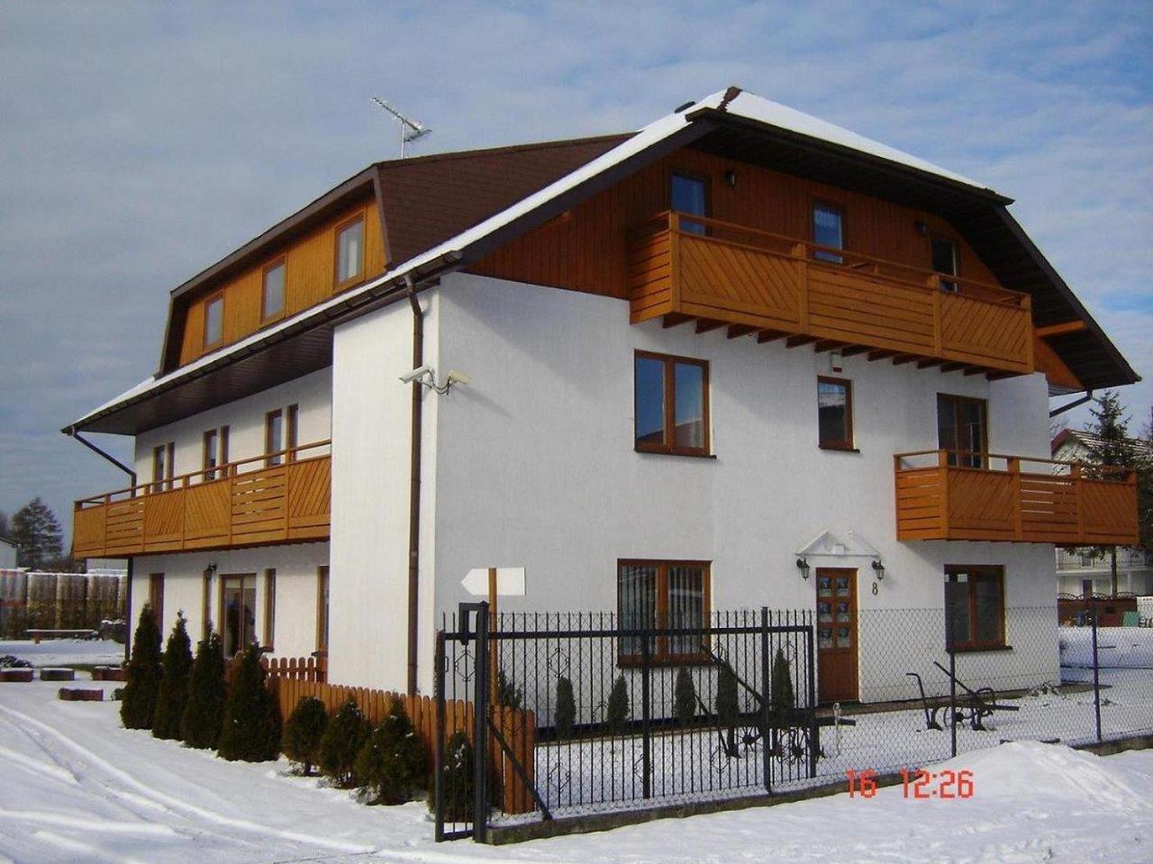 Dom Wczasowy Oliwia Kołobrzeg Exterior foto